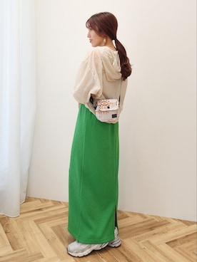 「アクティブ」｜「アイテム（パーカー）」を使った、manaCAさん（レディース・151cm）の春コーディネート