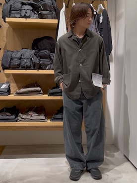 「アイテム（カバーオール）」を使った、ゆーーーとさん（メンズ・173cm）の秋コーディネート