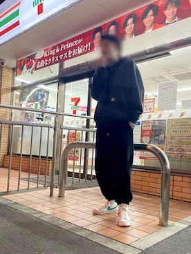 「carhartt」｜「アイテム（スウェットパンツ）」を使った、じゃるさん（メンズ・180cm）の秋コーディネート