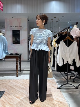 「CAPRICIEUX LE'MAGE（カプリシューレマージュ）のシャーリングギャザーブラウス（シャツ/ブラウス、ブルー系）」を使った、yuppy_lemage🍊さん（レディース・160cm）の夏コーディネート