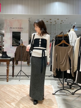 「CAPRICIEUX LE'MAGE（カプリシューレマージュ）のロールハンドルバッグ（ショルダーバッグ、ブラック系）」を使った、yuppy_lemage🍊さん（レディース・160cm）の秋コーディネート