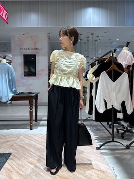 「CAPRICIEUX LE'MAGE（カプリシューレマージュ）のシャーリングギャザーブラウス（シャツ/ブラウス、イエロー系）」を使った、yuppy_lemage🍊さん（レディース・160cm）の夏コーディネート
