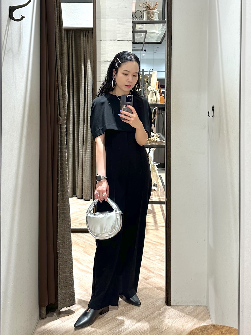 yuppy_lemage🍊さんの「スリット2WAYミュール（CAPRICIEUX LE'MAGE）」を使ったコーディネートの1枚目の写真