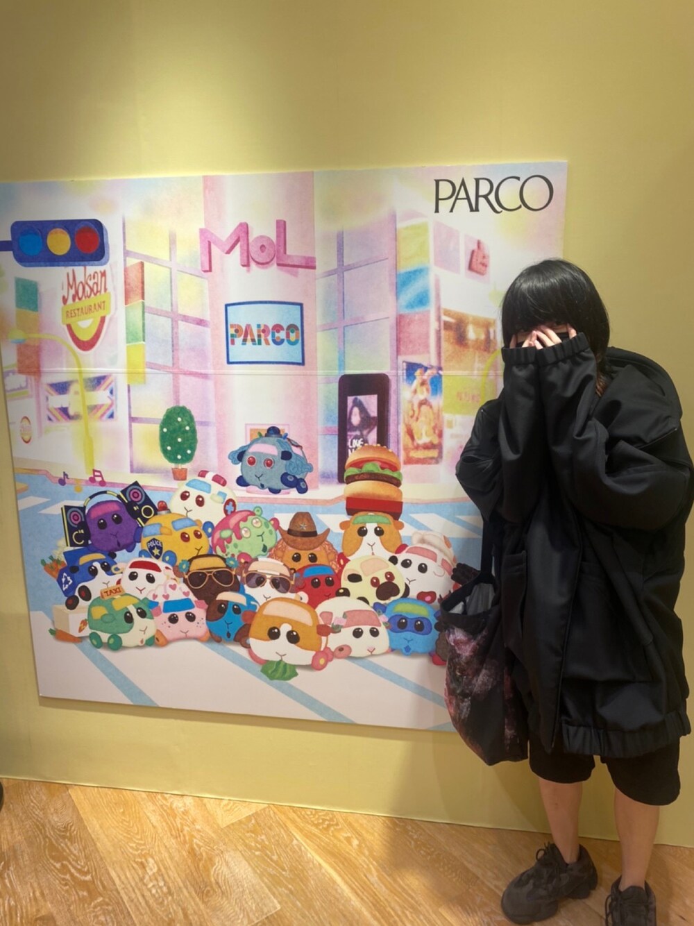 「balmung、balmungtokyo、LADMUSICIAN、adidas、yeezy500、UNIQLO」｜「BALMUNGのアイテム（パーカー、ブラック系）」を使った、たなかさん（メンズ・160cm）の秋コーディネートの1枚目の写真