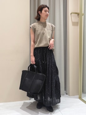 「Rouge vif（ルージュヴィフ）のヴィンテージライクタンクTシャツ/ノースリーブ（Tシャツ/カットソー、ブラウン系）」を使った、SAYAKAさん（レディース・165cm）の春コーディネート