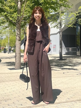 「ファーベスト」｜「アイテム（オールインワン・サロペット）」を使った、SAYAKAさん（レディース・165cm）の秋コーディネート