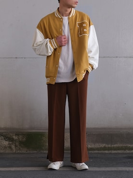 「アイテム（スタジャン、イエロー系）」を使った、ざっきーさん（メンズ・178cm）の冬コーディネート