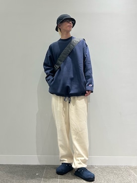 「アイテム（サンダル）」を使った、yumaさん（メンズ・170cm・20代）の秋コーディネート