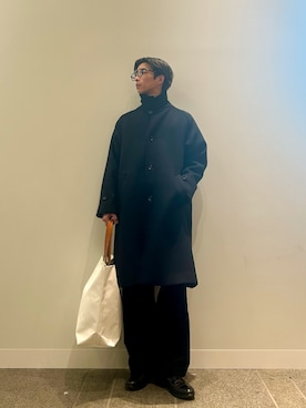 「アイテム（ステンカラーコート）」を使った、yumaさん（メンズ・170cm・20代）の冬コーディネート