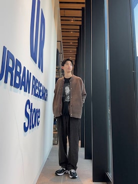 「URBAN RESEARCH DOORS（アーバンリサーチドアーズ）のウールブレンドネップワンタックパンツ（その他パンツ）」を使った、yumaさん（メンズ・170cm）の秋コーディネート