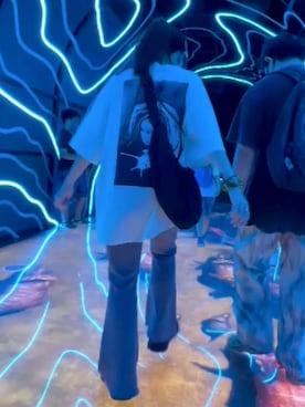 「initial（イニシャル）のアイテム（トップス）」を使った、Ellen Wongさん（レディース・160cm）の秋コーディネート