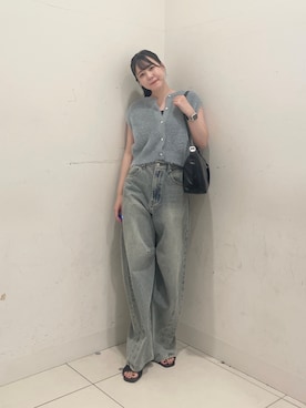 「SENSE OF PLACE by URBAN RESEARCH(センスオブプレイスバイアーバンリサーチ)の『洗濯可』ラメシャギーフロントボタンノースリーブニット(ニット/セーター、ブルー系)」を使った、nanaさん(レディース・162cm)の秋コーディネート
