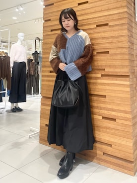 「アイテム（イヤリング）」を使った、nanaさん（レディース・162cm）の秋コーディネート