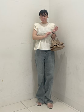 「SENSE OF PLACE by URBAN RESEARCH（センスオブプレイスバイアーバンリサーチ）のストレートレッグデニム（デニムパンツ、ブルー系）」を使った、nanaさん（レディース・162cm）の夏コーディネート