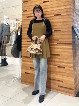 「SENSEOFPLACE」｜「アイテム（アクセサリー）」を使った、nanaさん（レディース・162cm）の秋コーディネート