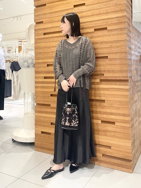 「SENSE OF PLACE by URBAN RESEARCH（センスオブプレイスバイアーバンリサーチ）のコードシシュウベロアバッグ（ハンドバッグ）」を使った、nanaさん（レディース・162cm）の夏コーディネート