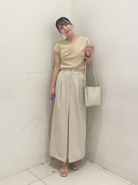 「SENSE OF PLACE by URBAN RESEARCH（センスオブプレイスバイアーバンリサーチ）の『洗濯可』ドレープネックセーター(半袖)（ニット/セーター、ベージュ系）」を使った、nanaさん（レディース・162cm）の夏コーディネート