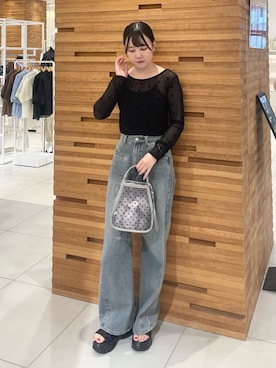 「SENSE OF PLACE by URBAN RESEARCH(センスオブプレイスバイアーバンリサーチ)のカーブデニム(デニムパンツ、ブルー系)」を使った、nanaさん(レディース・162cm)の春コーディネート
