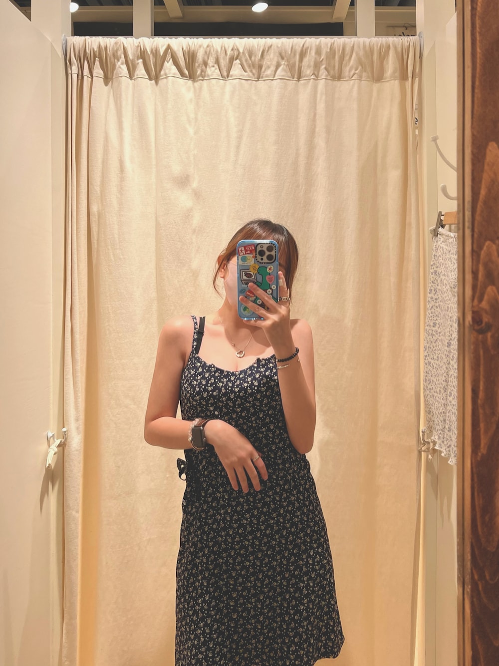 「ootd、夏、休閒、dress、背心、onepiece、Hong Kong、brandymelville」｜「Brandy Melvilleのアイテム（ワンピース/ドレス、ブラック系）」を使った、wingさん（レディース・153cm）の夏コーディネートの1枚目の写真