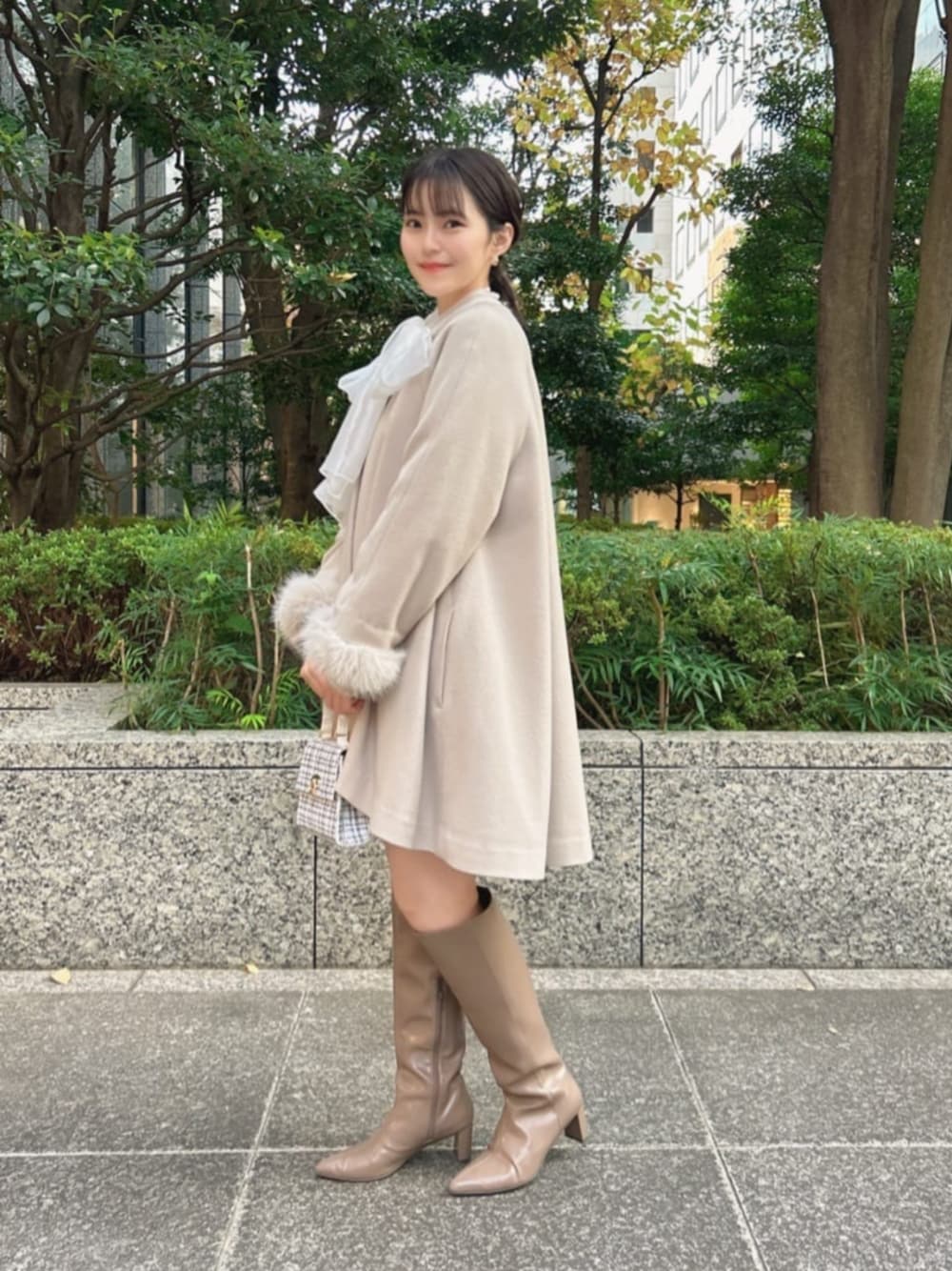 PROPORTION BODY DRESSINGのノーカラーコートを使った人気ファッション