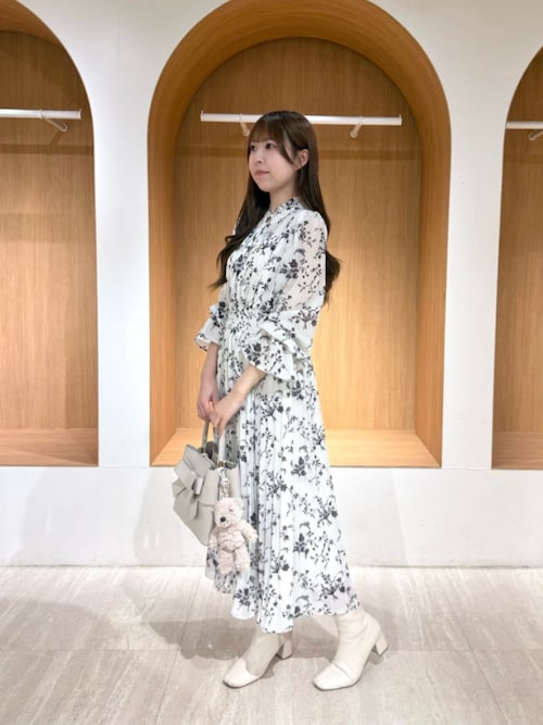 PROPORTION BODY DRESSING（プロポーションボディドレッシング）の「花