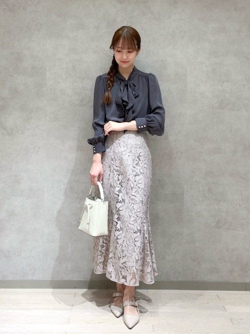 ＜ウォッシャブル＞ラッフルリボンブラウス / 1216110001