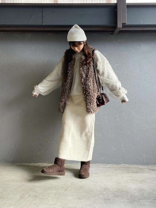 新品】DISCOAT ショートファーベスト ベージュ WEB限定】ロングファー