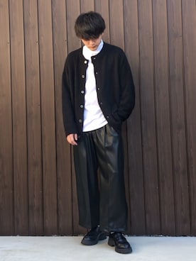 「Ellno Loset（エルノロゼット）のアイテム（カーディガン/ボレロ）」を使った、kosukeさん（メンズ・181cm）の冬コーディネート