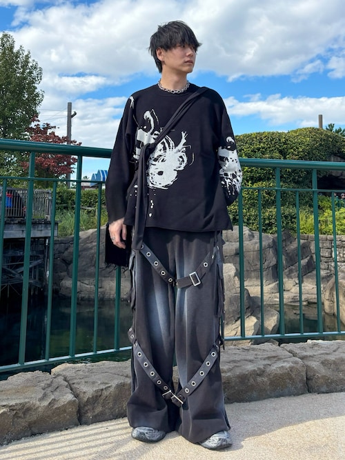 ERAR】ヴィンテージライクスプレー加工ベルトデザインギミックデニム