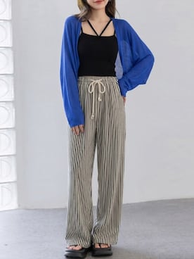 「DAY CLOSET（デイ クローゼット）の【ショート丈/通気性あり】さらりと軽く羽織れる。長袖サマーニットドルマンスリーブボレロ レディース（カーディガン/ボレロ、ブルー系）」を使った、TeddyShopさん（レディース・158cm）の秋コーディネート