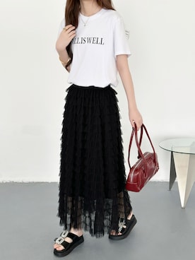 「DAY CLOSET（デイ クローゼット）の【ロング丈/旬のフロッキー加工】透け感際立つシアードット柄 ティアード チュール スカート レディース（スカート、ブラック系）」を使った、TeddyShopさん（レディース・158cm）の秋コーディネート