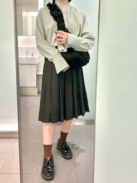 「JUNOAH（ジュノア）のシアーウェーブカットソー（Tシャツ/カットソー）」を使った、yamさん（レディース・154cm）の秋コーディネート