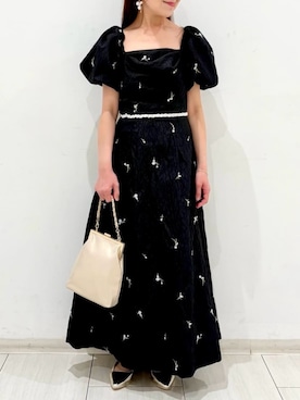 「AIMER（エメ）の3WAYスリーブフラワー刺繍ジャカードフィット&フレアパーティードレス　結婚式　お呼ばれ　ドレス　20代 30代（ドレス、ブラック系）」を使った、AIMERさん（レディース・161cm）の春コーディネート