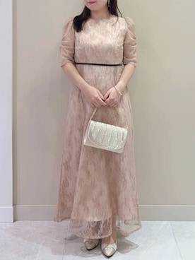 「AIMER（エメ）のサテン×グリッターポインテッドトゥパンプス（パンプス、ベージュ系）」を使った、AIMERさん（レディース・162cm）の秋コーディネート