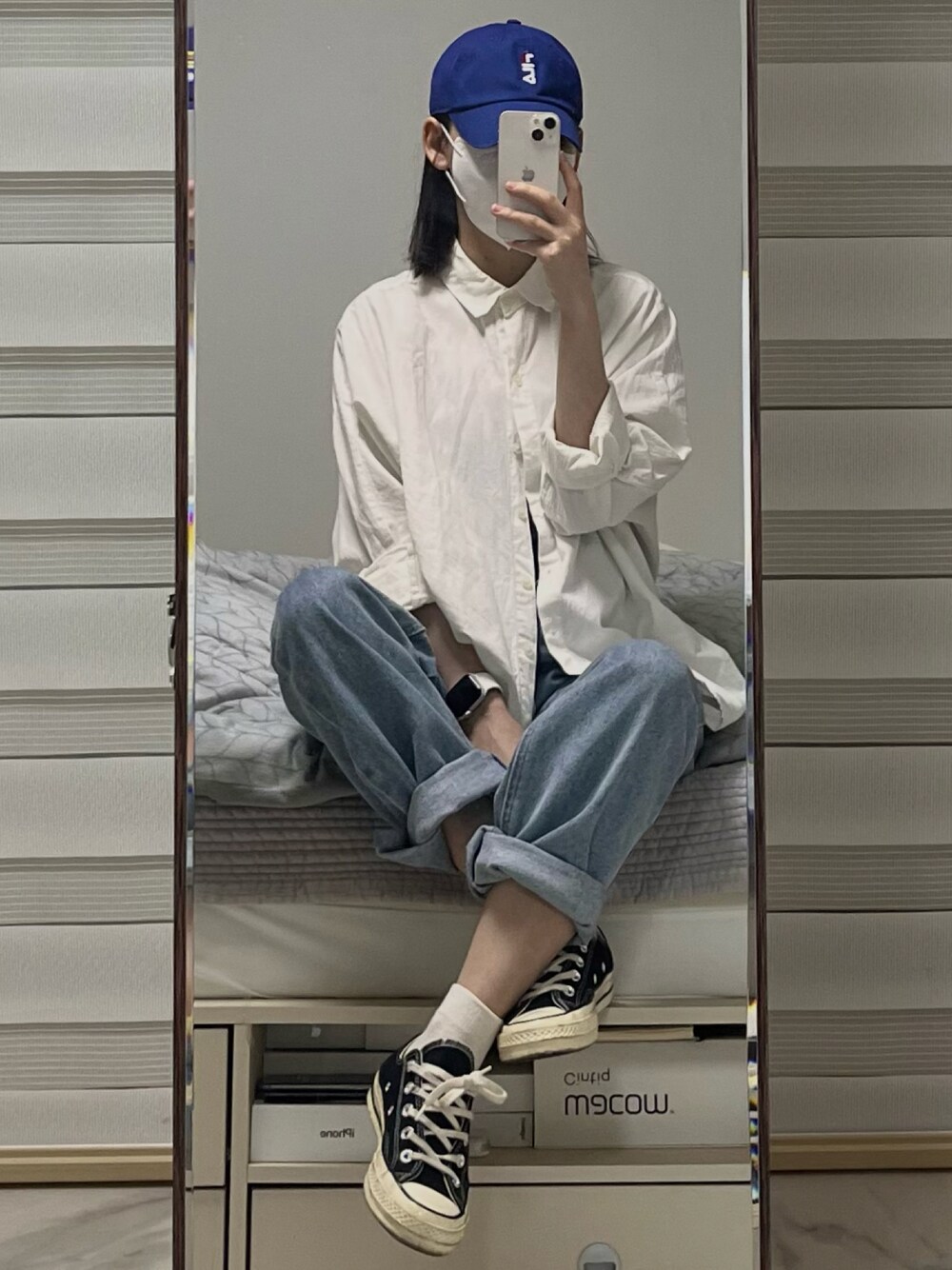 「夏コーデ、夏、カジュアル、カジュアルコーデ、韓国ファッション、韓国ブランド、春コーデ、春」｜「CONVERSEのconverse コンバース ALL STAR OX オールスター OX 3216 BLACK(US)（スニーカー、ブラック系）」を使った、yunbaluさん（レディース・154cm）の春コーディネートの1枚目の写真