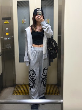 「アイテム（スウェットパンツ）」を使った、wkn_a.wear114さん（レディース・159cm）の秋コーディネート