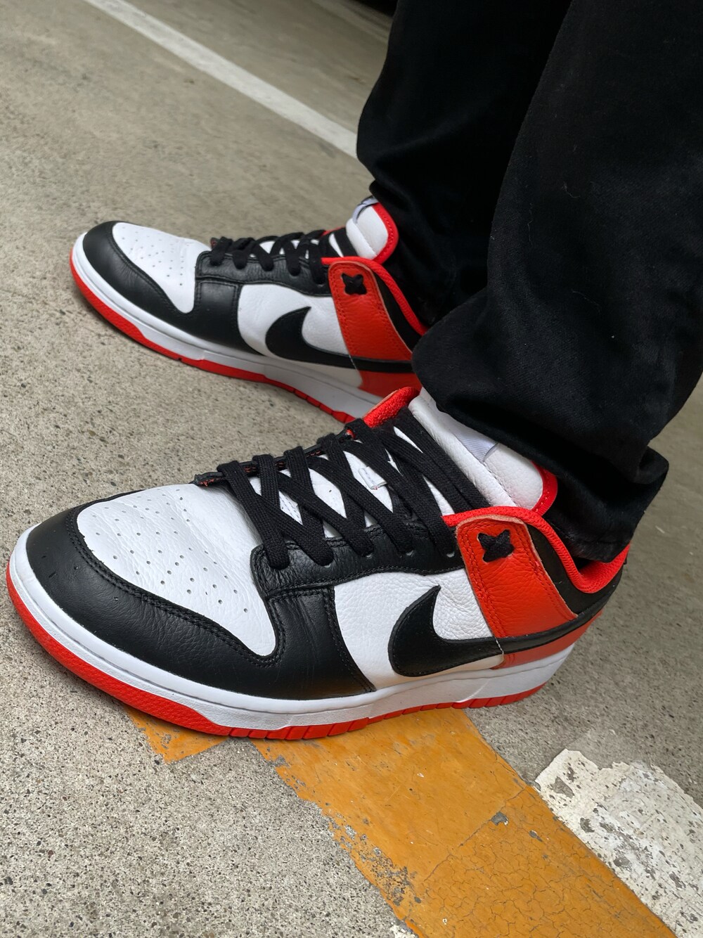 「スニーカー、NIKE、dunk」｜「NIKEのアイテム（スニーカー、オレンジ系）」を使った、yasucocoさん（メンズ・172cm）の春コーディネートの1枚目の写真