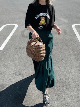 「sakishimatokyo（サキシマトーキョー）のアイテム（スカート）」を使った、𝙔𝙐𝙆𝙄さん（レディース・162cm）の夏コーディネート