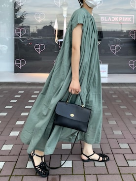 「Libra Cue（リブラ キュー）のアイテム（ワンピース/ドレス）」を使った、𝙔𝙐𝙆𝙄さん（レディース・162cm）の夏コーディネート