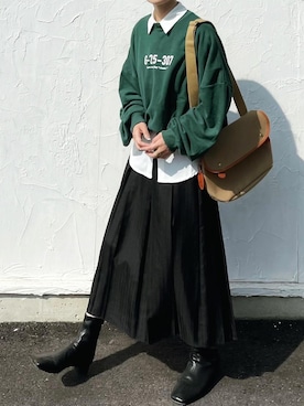 「HWG_5（エイチダブルゴー）のアイテム（スウェット）」を使った、𝙔𝙐𝙆𝙄さん（レディース・162cm）の秋コーディネート