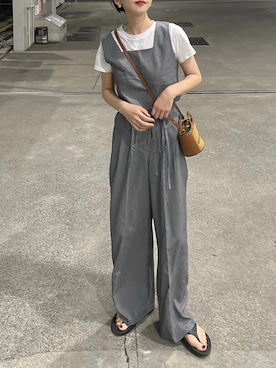 「MARNI（マルニ）のTROPICALIA MICRO BAG/ トロピカリア マイクロバッグ（ショルダーバッグ）」を使った、𝙔𝙐𝙆𝙄さん（レディース・162cm）の夏コーディネート