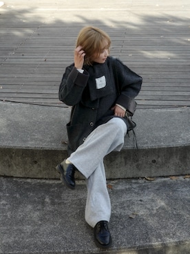 「アイテム（その他アウター、グレー系）」を使った、𝙔𝙐𝙆𝙄さん（レディース・163cm）の秋コーディネート