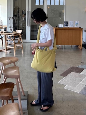 「アイテム（ハンドバッグ）」を使った、𝙔𝙐𝙆𝙄さん（レディース・163cm）の秋コーディネート