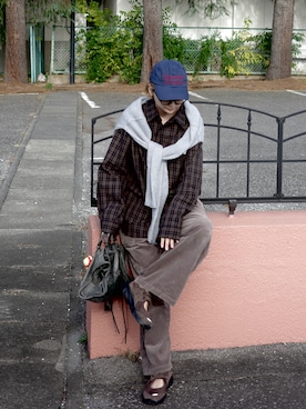 「アイテム（ニット/セーター）」を使った、𝙔𝙐𝙆𝙄さん（レディース・163cm）の秋コーディネート