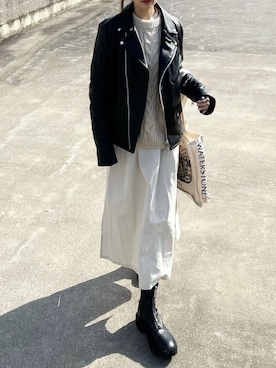「チェルシーブーツ」｜「アイテム（ライダースジャケット）」を使った、𝙔𝙐𝙆𝙄さん（レディース・162cm）の秋コーディネート