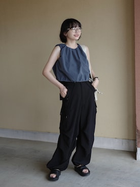 「OOFOS（ウーフォス）のアイテム」を使った、𝙔𝙐𝙆𝙄さん（レディース・163cm）の夏コーディネート