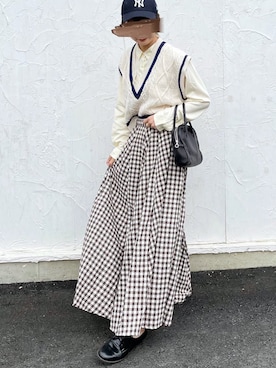 「sakishimatokyo（サキシマトーキョー）のアイテム（スカート）」を使った、𝙔𝙐𝙆𝙄さん（レディース・162cm）の秋コーディネート