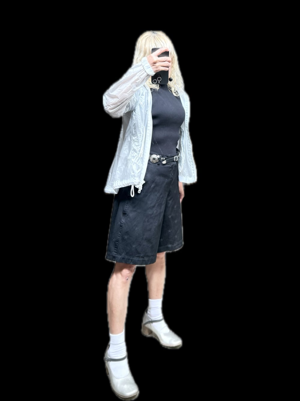 「66才」｜「COMME des GARCONSのアイテム（パンツ、ブラック系）」を使った、藤原 弘子さん（レディース・153cm）の春コーディネートの1枚目の写真