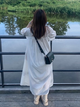 「オールホワイト」｜「アイテム（シャツワンピース）」を使った、soiさん（レディース・154cm）の夏コーディネート