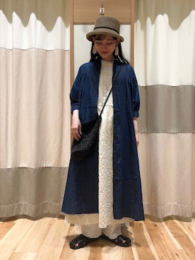 「アイテム（ハット、ブラウン系）」を使った、ミズキさん（レディース・153cm）の夏コーディネート